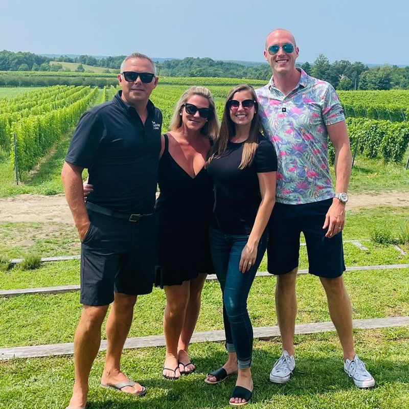 Northern Michigan Wine Tour Group